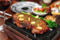BÒ NHẬT NƯỚNG ĐÁ (Phần)